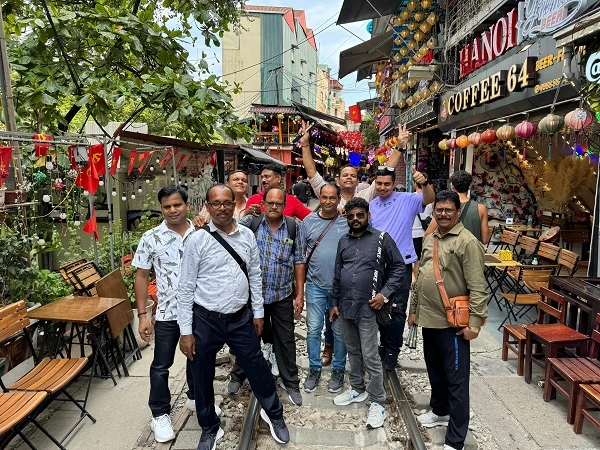 Neelam Travels
